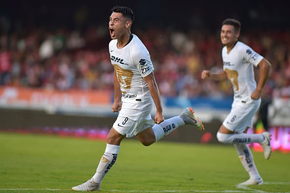 El chileno llegó a 15 anotaciones en México y marcó en su debut con los auriazules.