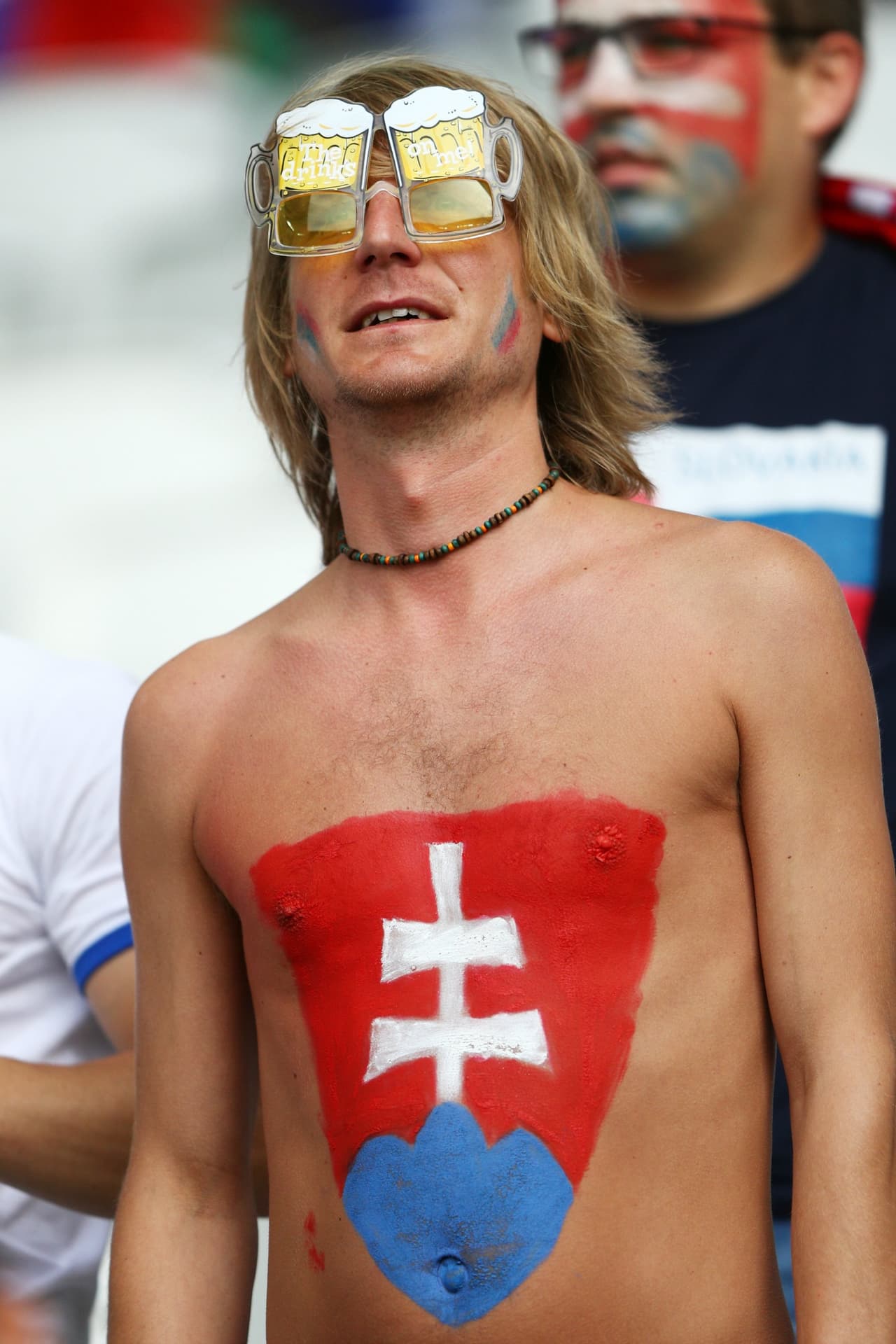 Singulares lentes de este fan eslovaco.