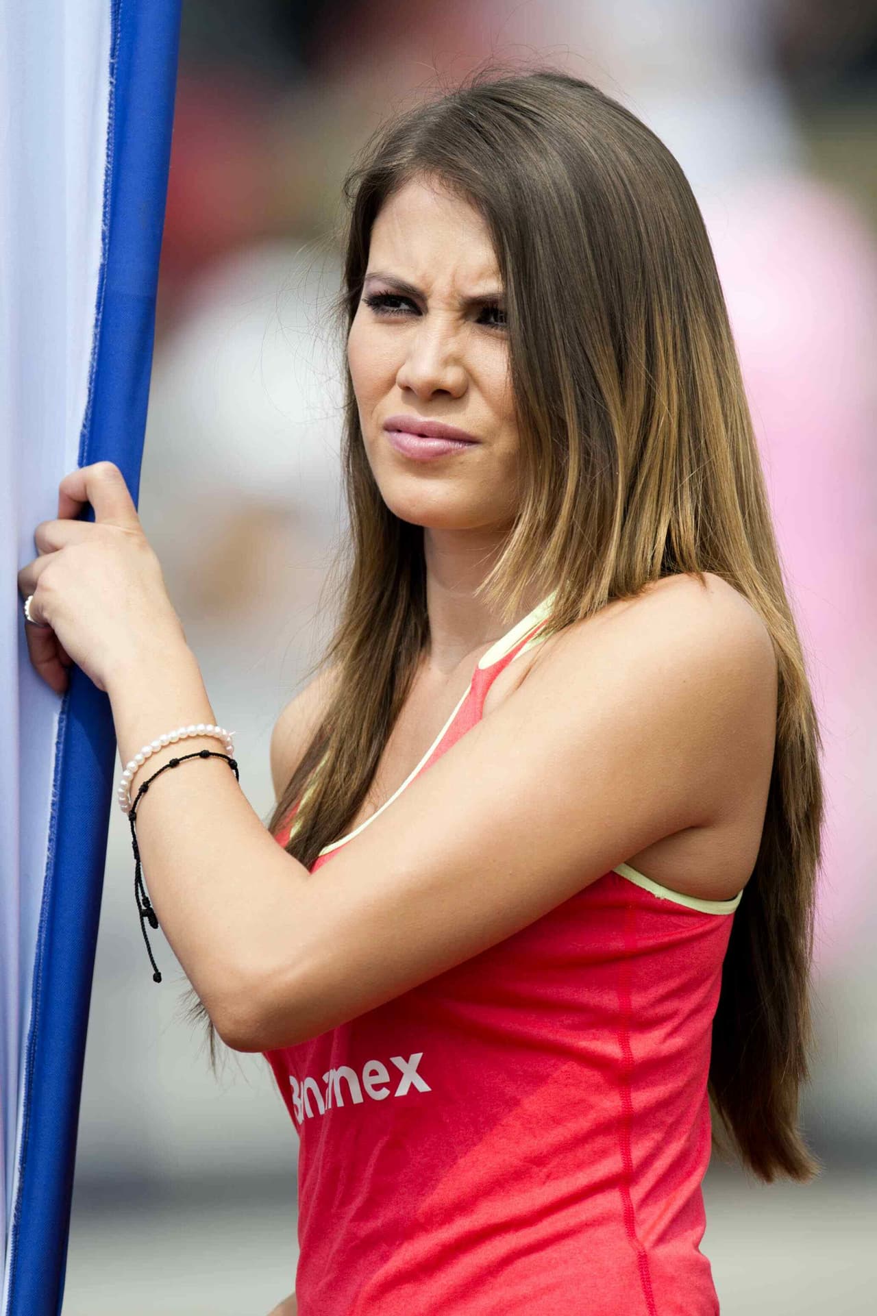 La belleza de las porristas en la fecha 12