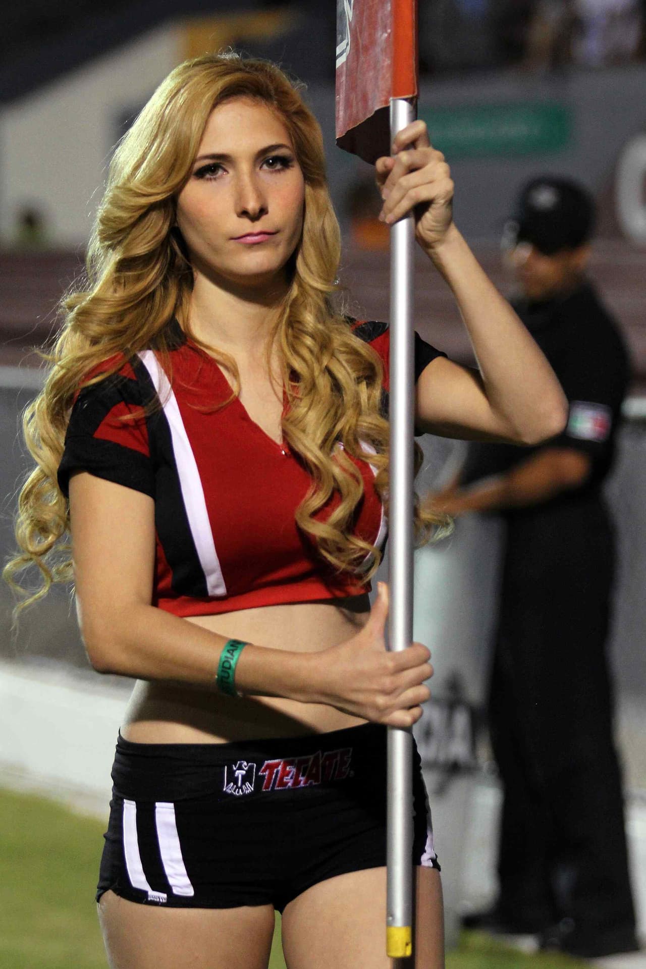 La belleza de las porristas en la fecha 12