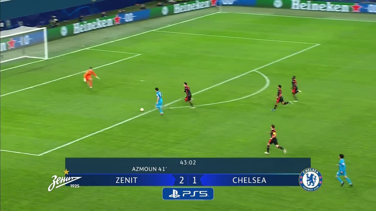 ¡TIRO ATAJADO! disparo por Sardar Azmoun.