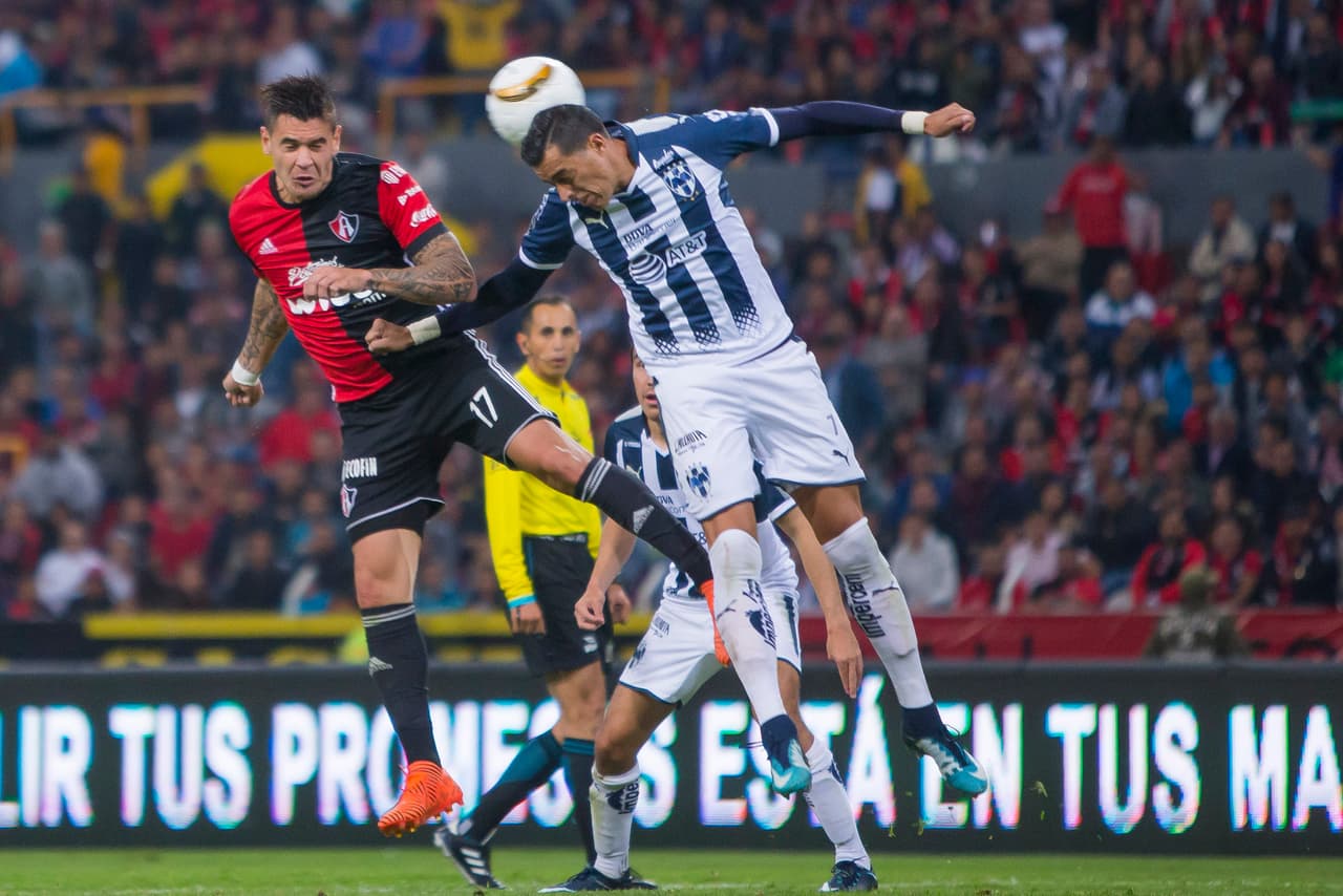 Además, el delantero argentino es muy combativo en el terreno de juego, algo que valoran mucho los fanáticos de Rayados.