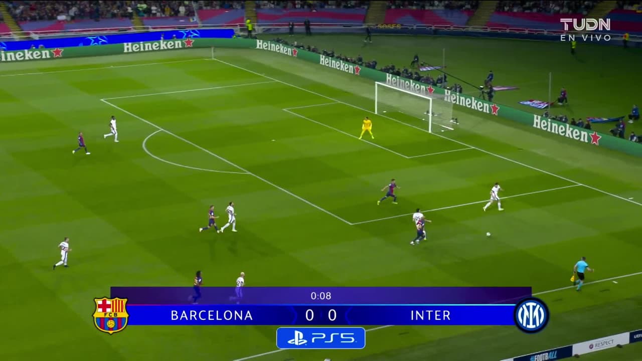 ¡GOL!  anota para Internazionale. Marcus Thuram