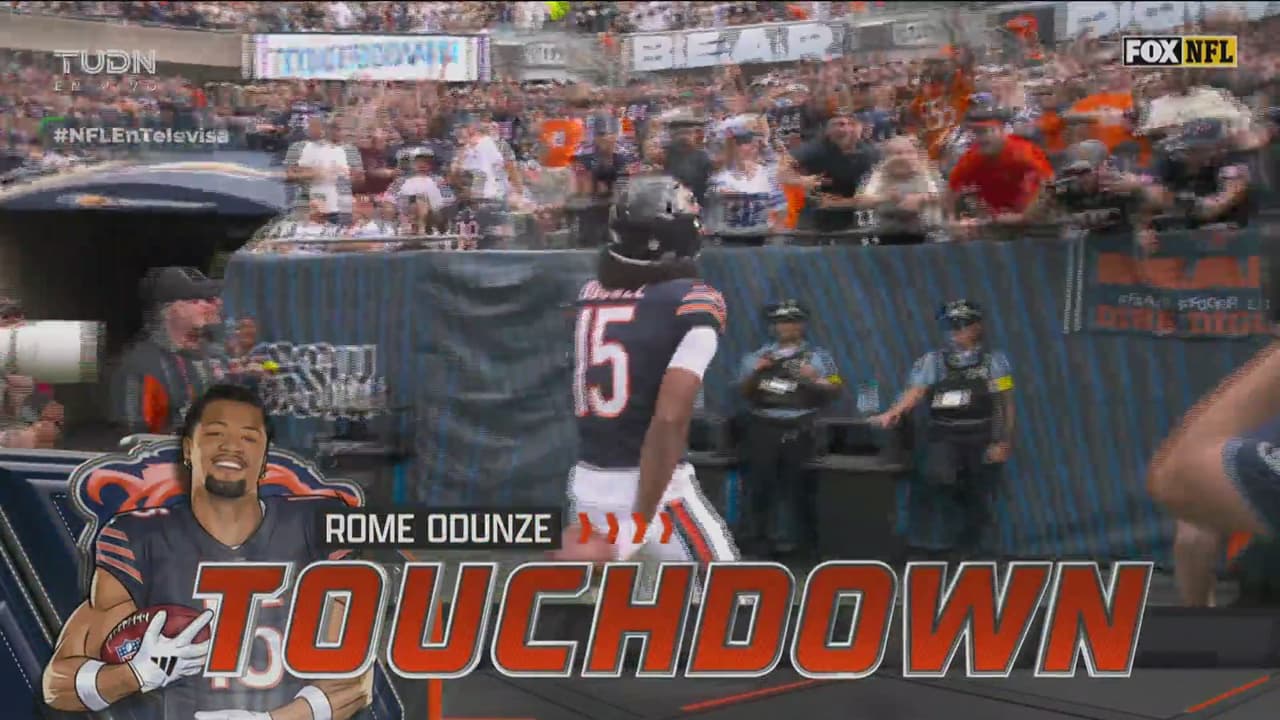 ¡TD Bears! Odunze aparece solo para recibir el pase de Williams