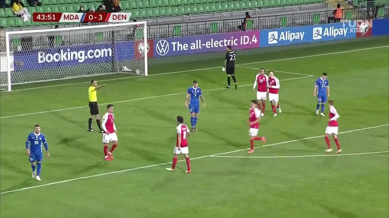 ¡Ya es goleada! Maehle empujó el 4-0 sobre Moldovia tras un rebote