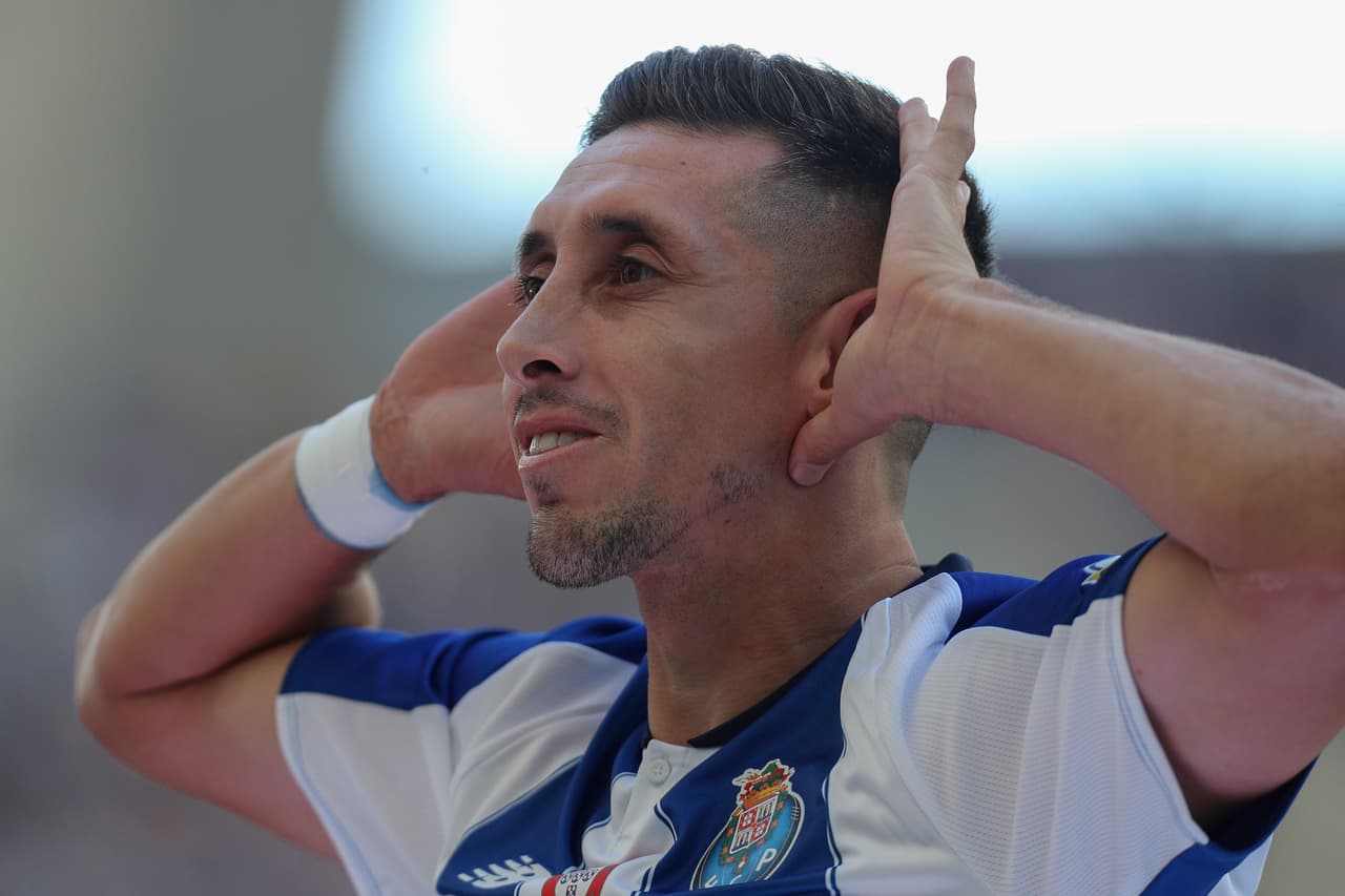 Todo parece indicar que el tiempo de Héctor Herrera en el F.C. Porto está por finalizar. Serían muchos los interesados en contar con el mexicano desde julio.