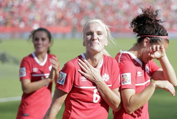 KAYLYN KYLE (CAN) | Mediocampista de las Portland Thorns, también jugó para el Houston Dash hasta 2014. Ya ha sido medallista de oro panamericana y de bronce olímpica.