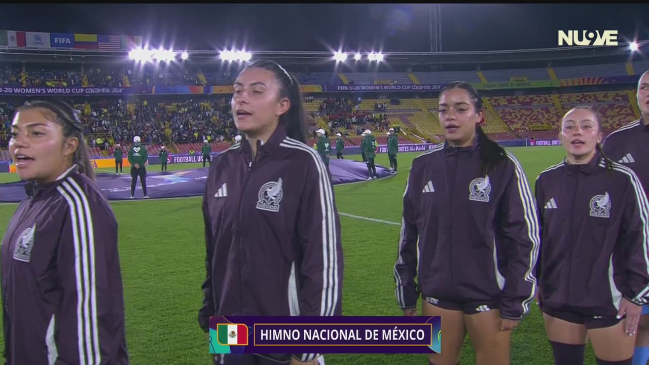 ¡Se entonan los himnos de México y Estados Unidos!
