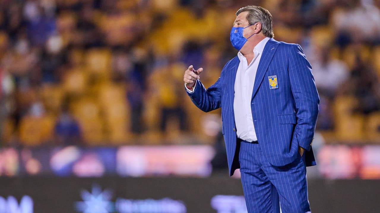 Miguel Herrera: Tengo que hablar con Thauvin sobre las barridas