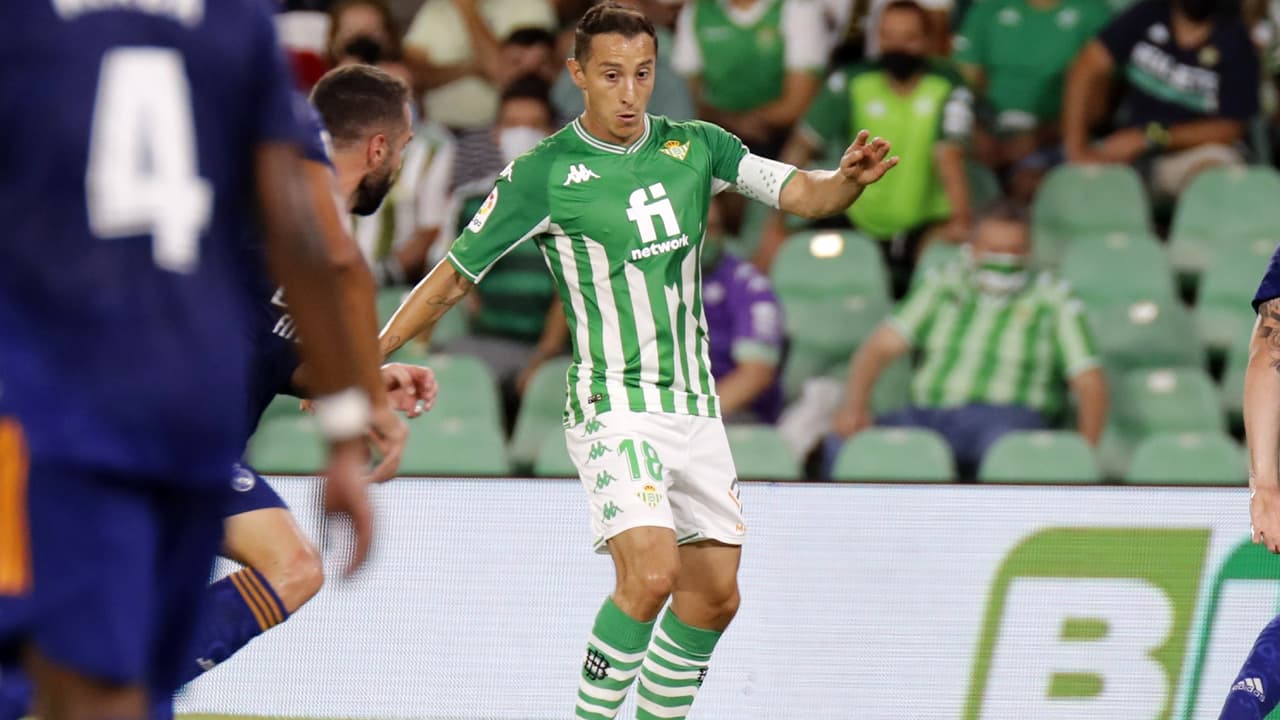Andrés Guardado es convocado por Betis para Europa League