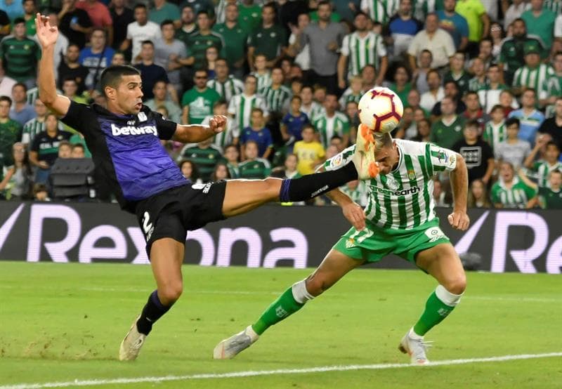 El partido fue más disputado que jugado con claridad y los locales apelaron a su orgullo propio para ire arriba en el marcador.