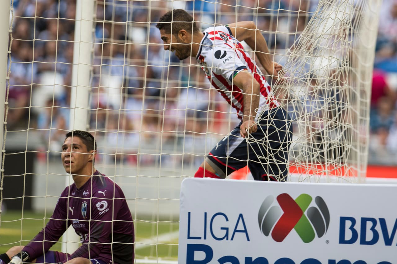 Las ilusiones rojiblancas comenzaron a sugir cuando Jair Pereira batió a Hugo González para el 1-0 de la visita.