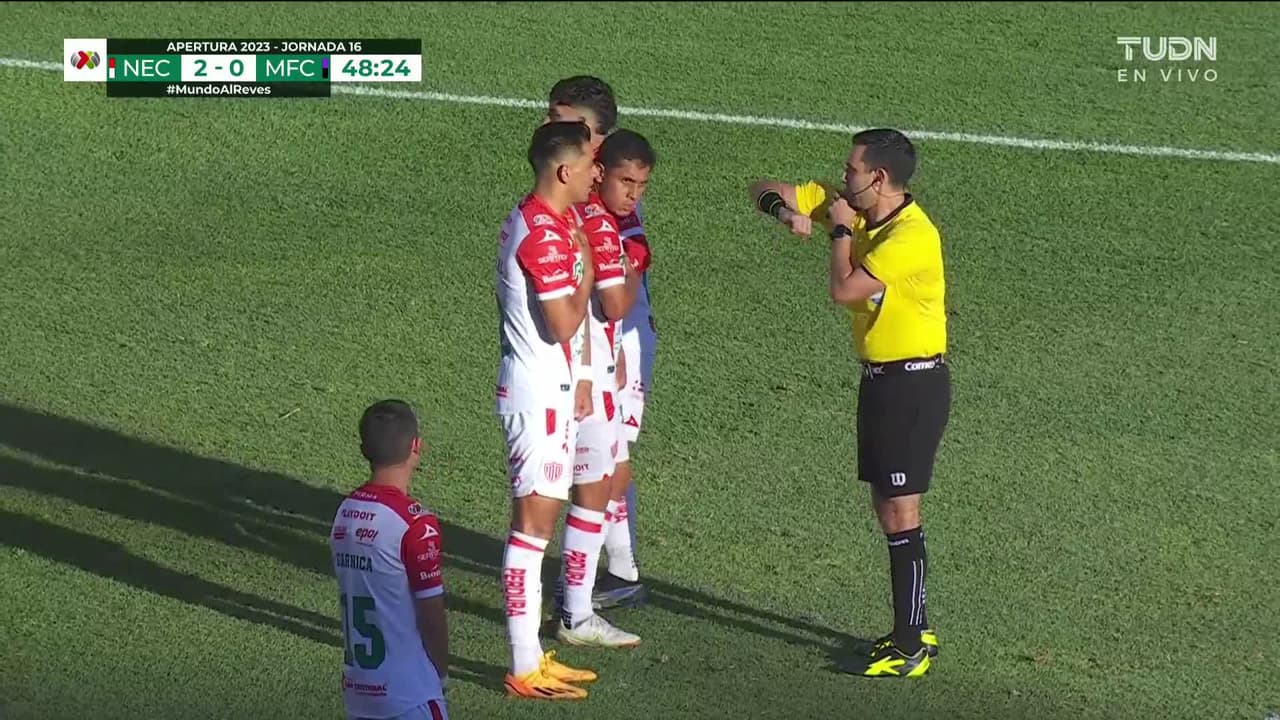 ¡TIRO ATAJADO! disparo por Francisco Venegas.