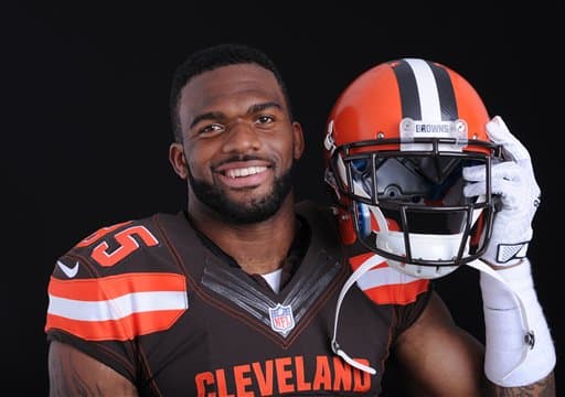 Mira las imágenes del WR egresado de Washington State y reclutado por los Browns, Vince Mayle (AP-NFL).