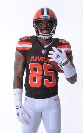 Mira las imágenes del WR egresado de Washington State y reclutado por los Browns, Vince Mayle (AP-NFL).