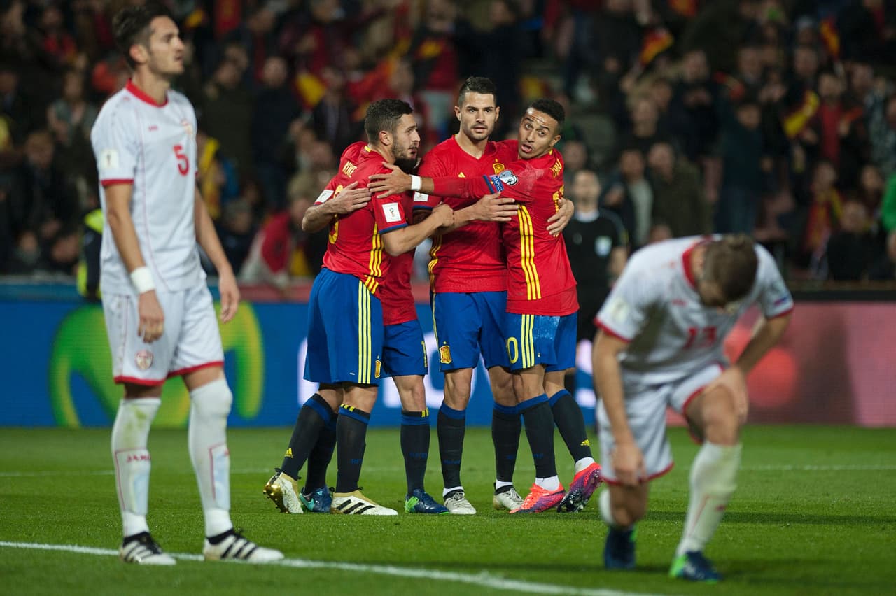 El líder del grupo G sigue siendo España, que mantuvo su diferencia con Italia luego de vencer 4-0 a Macedonia.