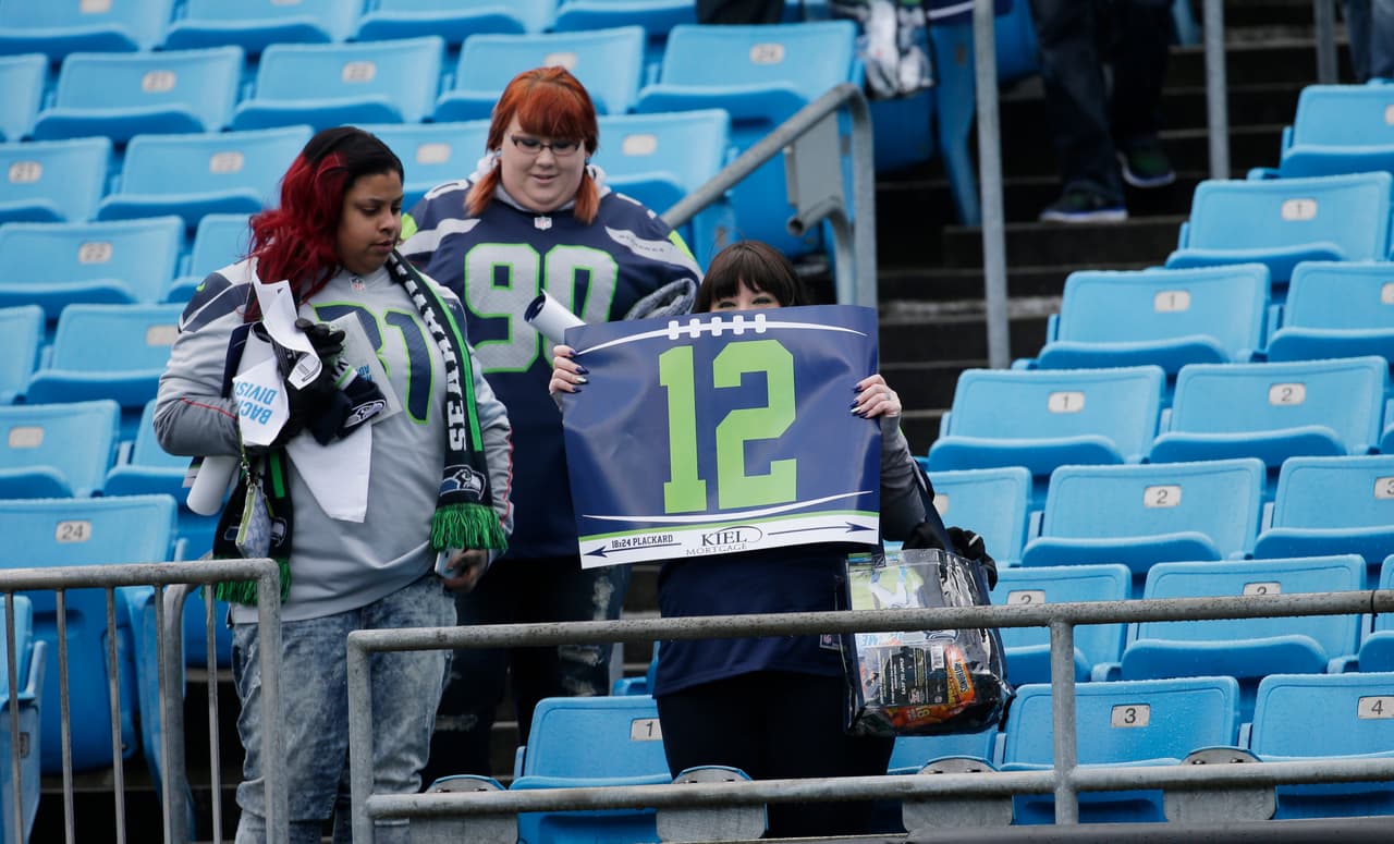 La locura incendió a todos los fans de la NFL durante la Ronda Divisional. Checa las mejores tomas.