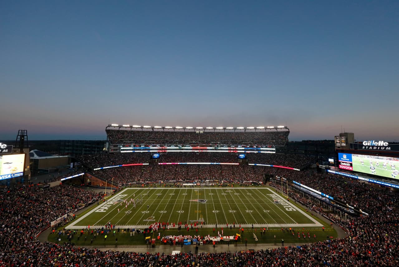 La locura incendió a todos los fans de la NFL durante la Ronda Divisional. Checa las mejores tomas.