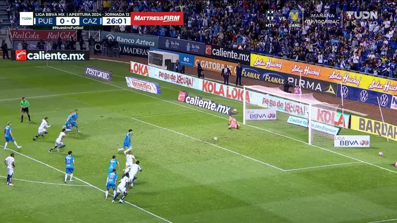 ¡Tiro espantoso! Jorge falla el tiro penal