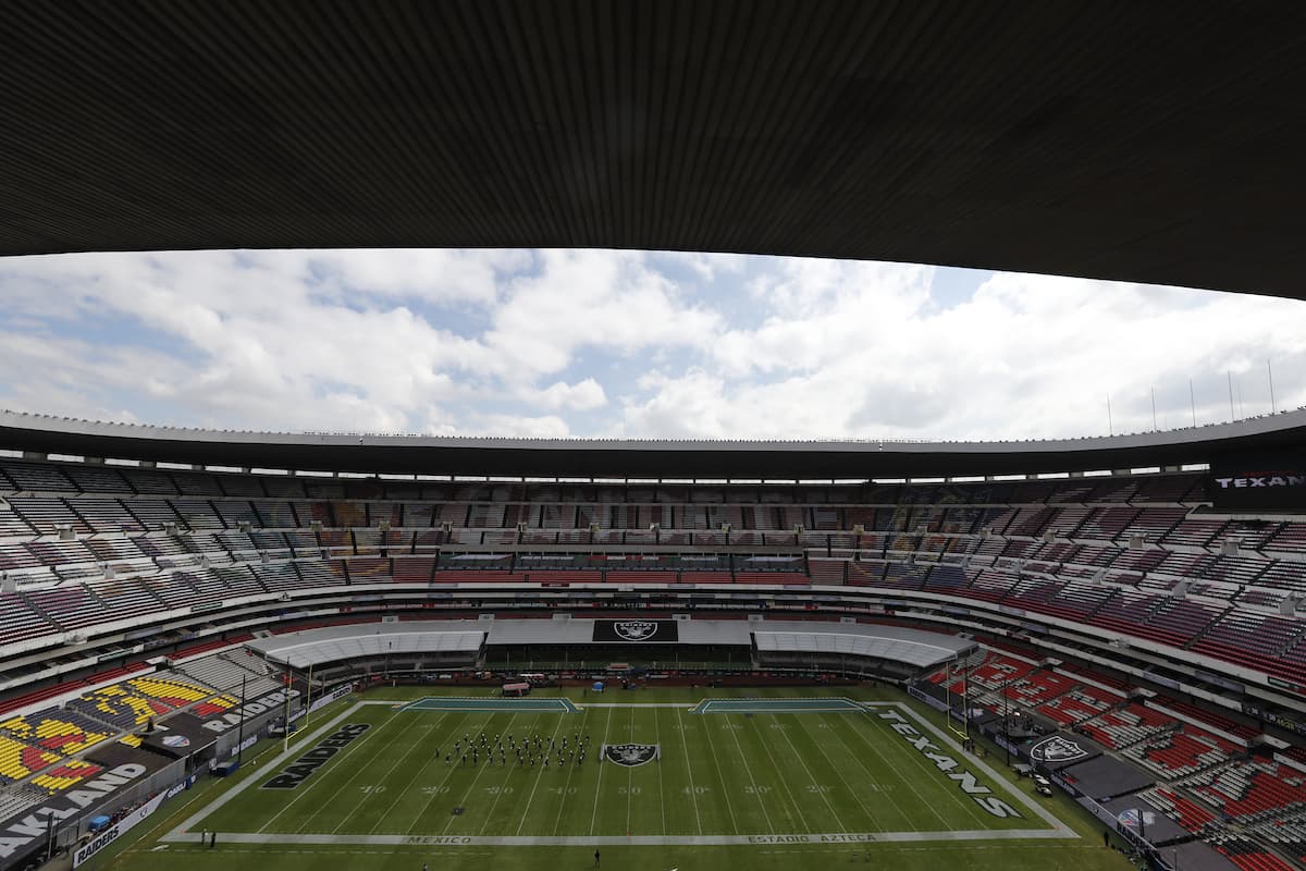 Ya se alistan los últimos detalles para recibir a Houston y Oakland para el histórico partido de este lunes en la Ciudad de México.