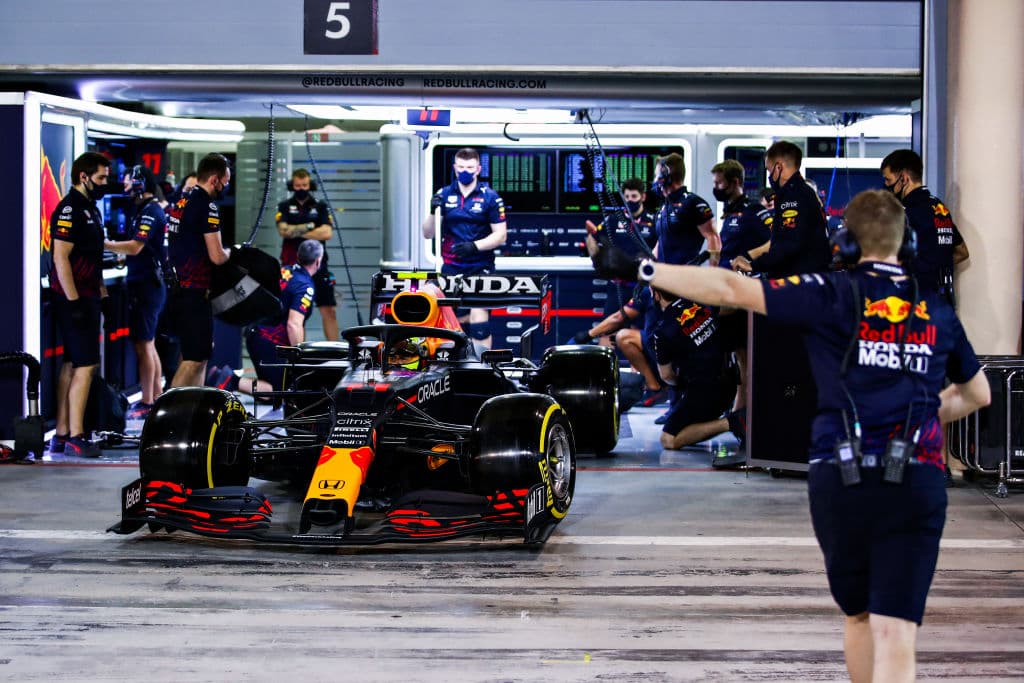 Así clasificaron los más veloces al primer GP de la temporada 2021: Verstappen (1), Hamilton (2), Bottas (3), Leclerc (4), Gasly (5), Ricciardo (6), Norris (7), Sainz (8), Alonso (9) y Stroll (10).