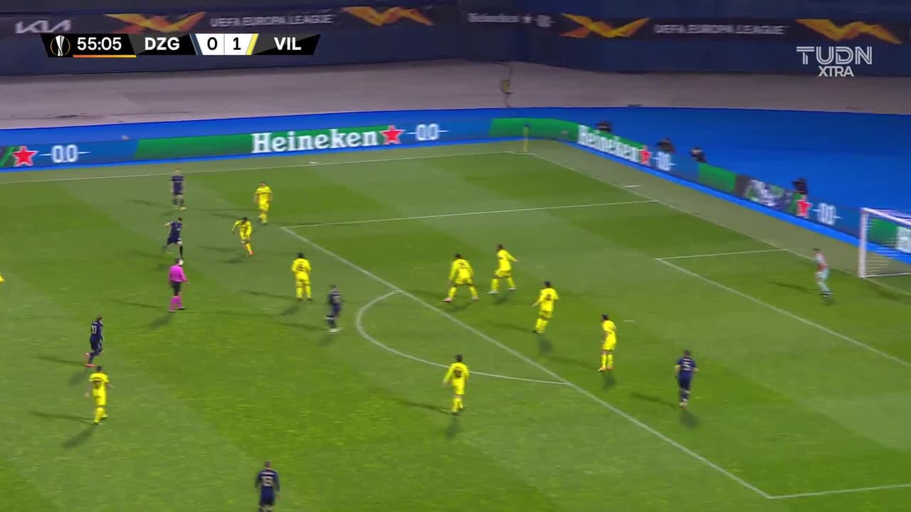 ¡TIRO ATAJADO! disparo por Joško Gvardiol.