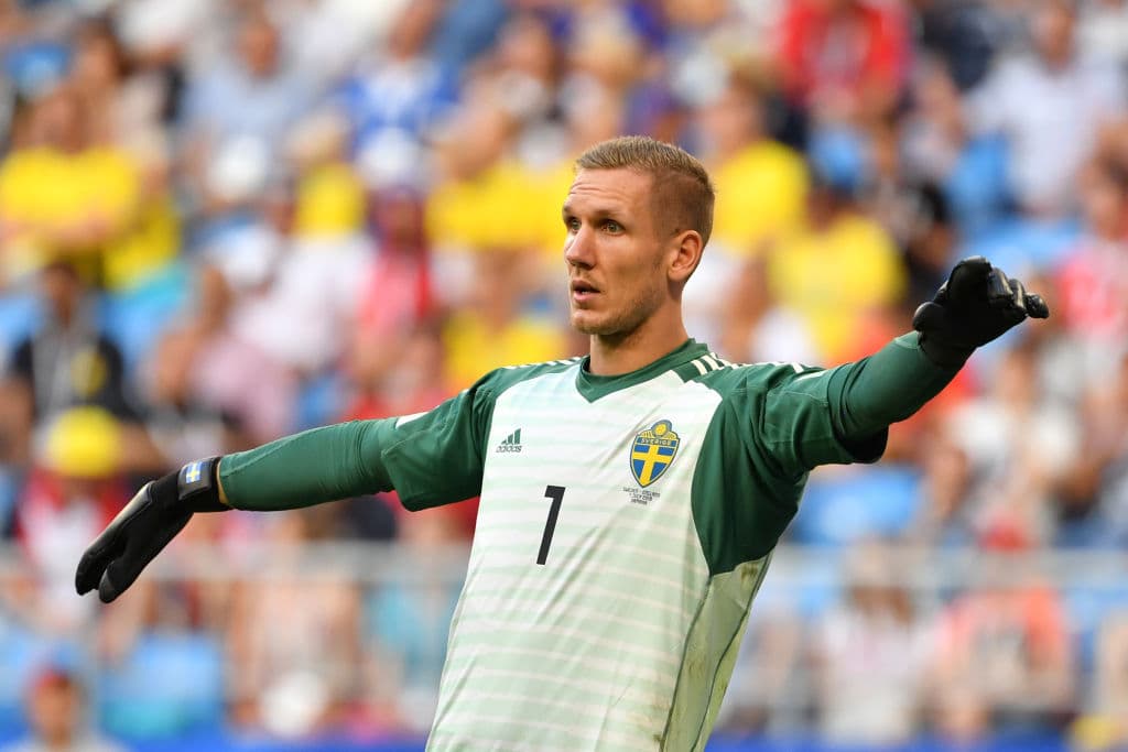 El guardameta de la selección de Suecia en la pasada Copa del Mundo y del FC Copenague, Robin Olsen, está en pláticas muy avanzadas para integrarse a la AS Roma, según varios medios italianos.