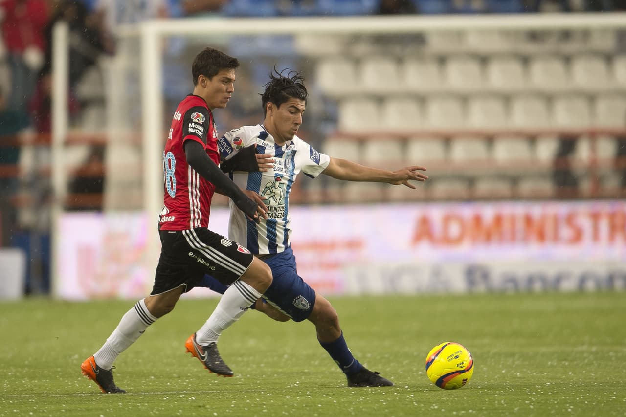 La lluvia dificultó ligeramente las acciones en el terreno de juego. Tras 90 minutos no hubo goles pero sí emociones.