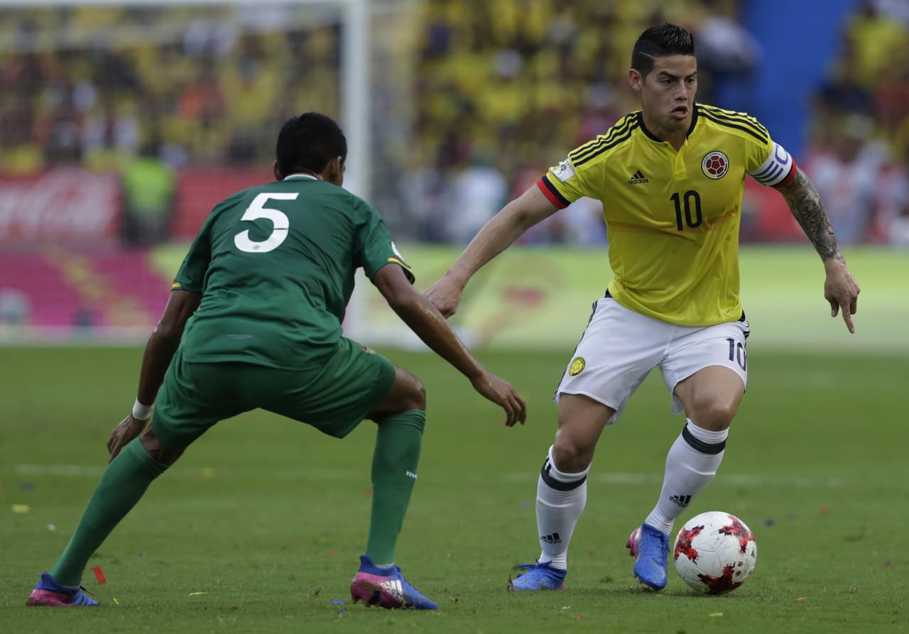 En el minuto 84, James fue el encargado de marcar el único gol del partido ante el portero Lampe. Pateó el penal, lo tapó el portero boliviano y en el rebote la mandó a guardar para la alegría de todo el país 'cafetero'.