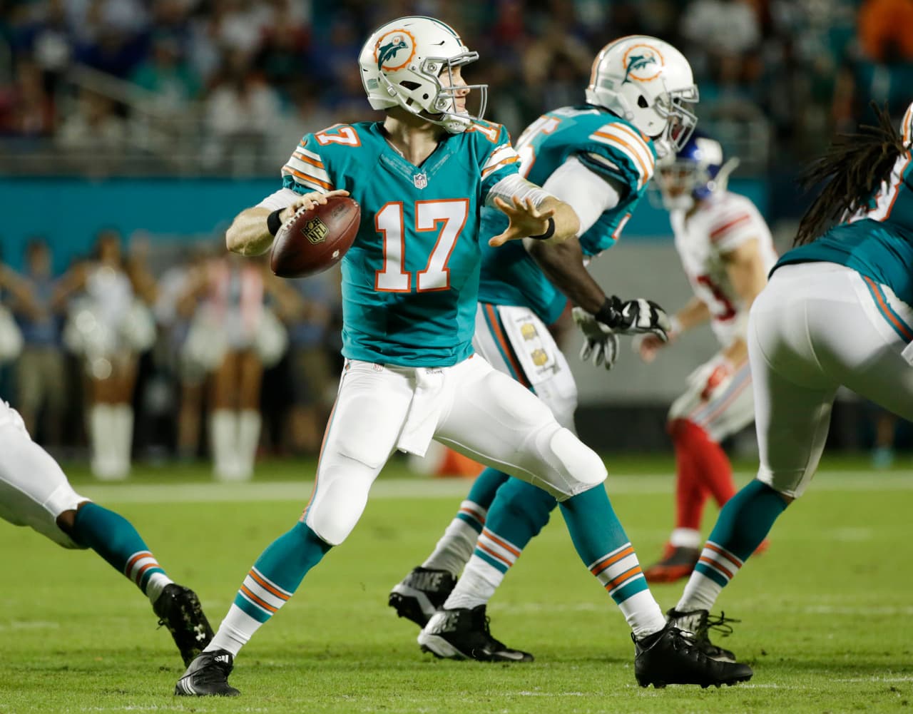 Valiosa victoria para los Giants sobre los Dolphins 31-24, para empatar en la cima de la loca NFC Este.