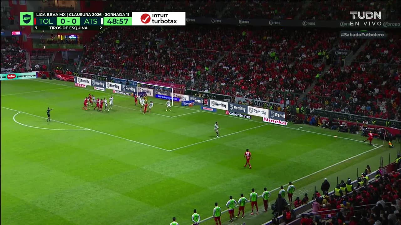 ¡TIRO ATAJADO! disparo por Sebastián Córdova.