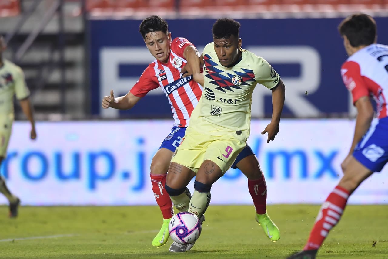 Con gol de Roger Martínez al minuto 51 el América consgue los tres puntos.