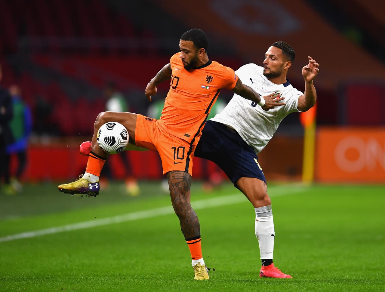 Directivo de Lyon asegura que Depay puede ir a Barcelona