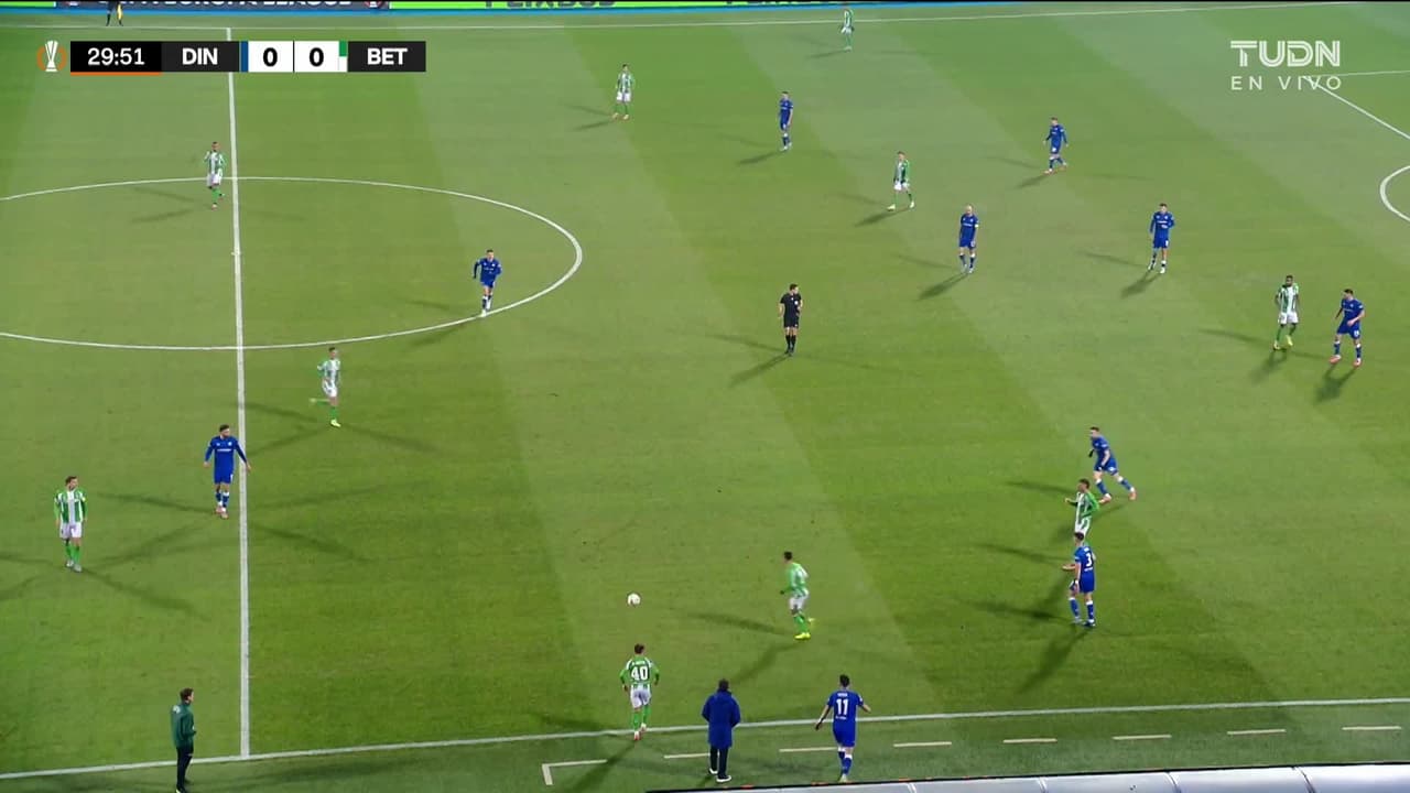 ¡AUTOGOL! de Sergi Domínguez para Real Betis.