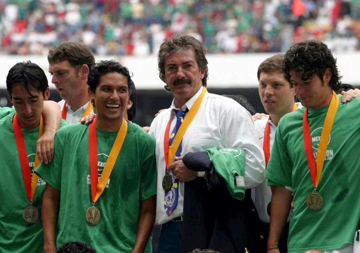 Con La Volpe como estratega, México logró 13 partidos sin derrota hace 13 años, precisamente.