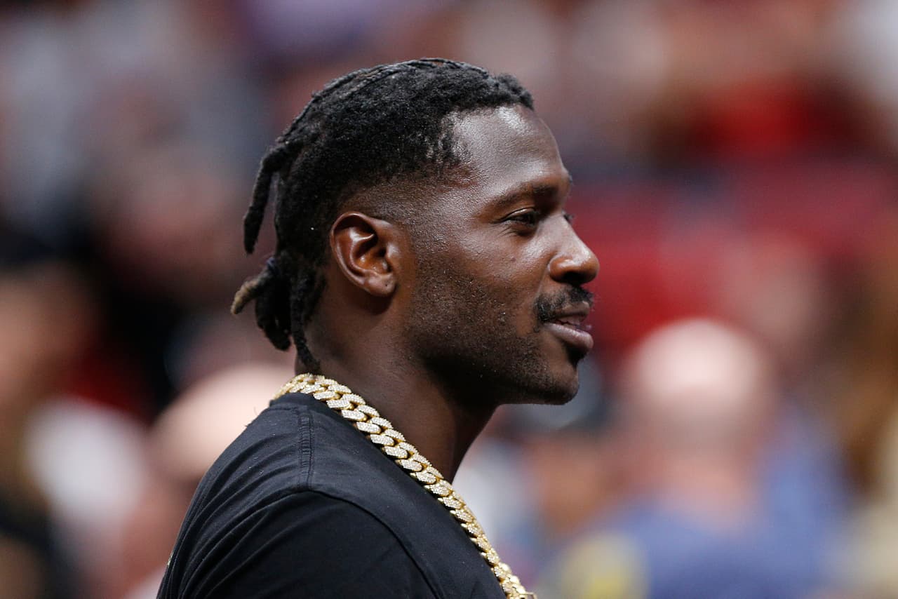 Antonio Brown considera que los Saints lo usaron como un ‘truco publicitario’
