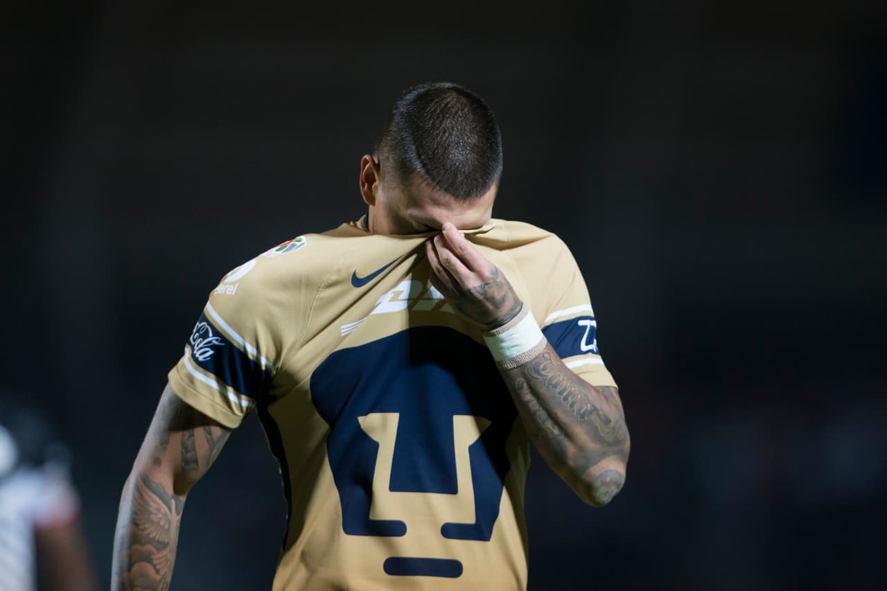 <b>Jornada 4 - Lobos 1-1 Pumas: </b>Nico Castillo tuvo que repetir su cobro por invasión del área y en el segundo intentó voló la pelota por encima del arco de Jorge Villalpando.