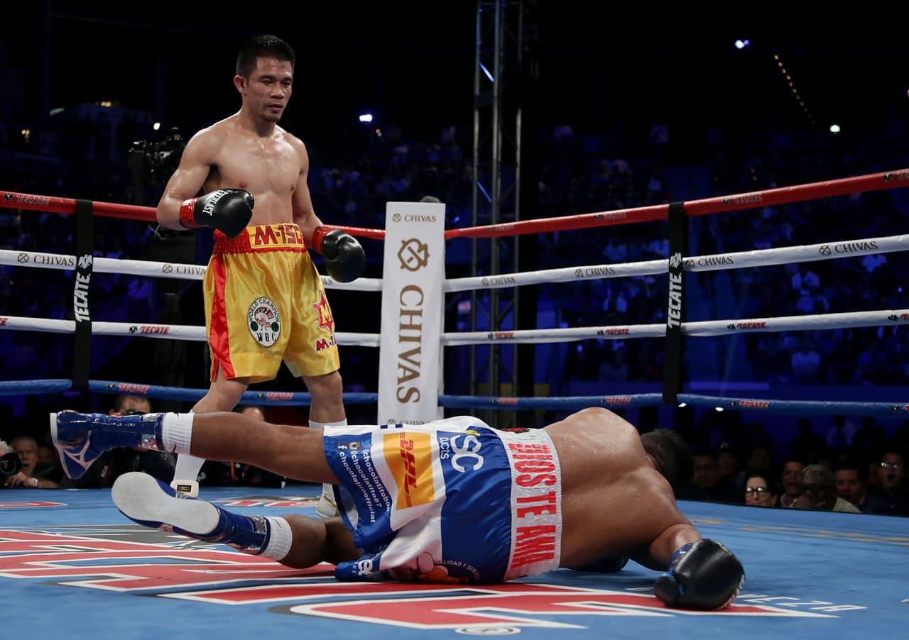 Srisaket Sor Rungvisai noqueó en el cuarto round al 'Chocolatito'.