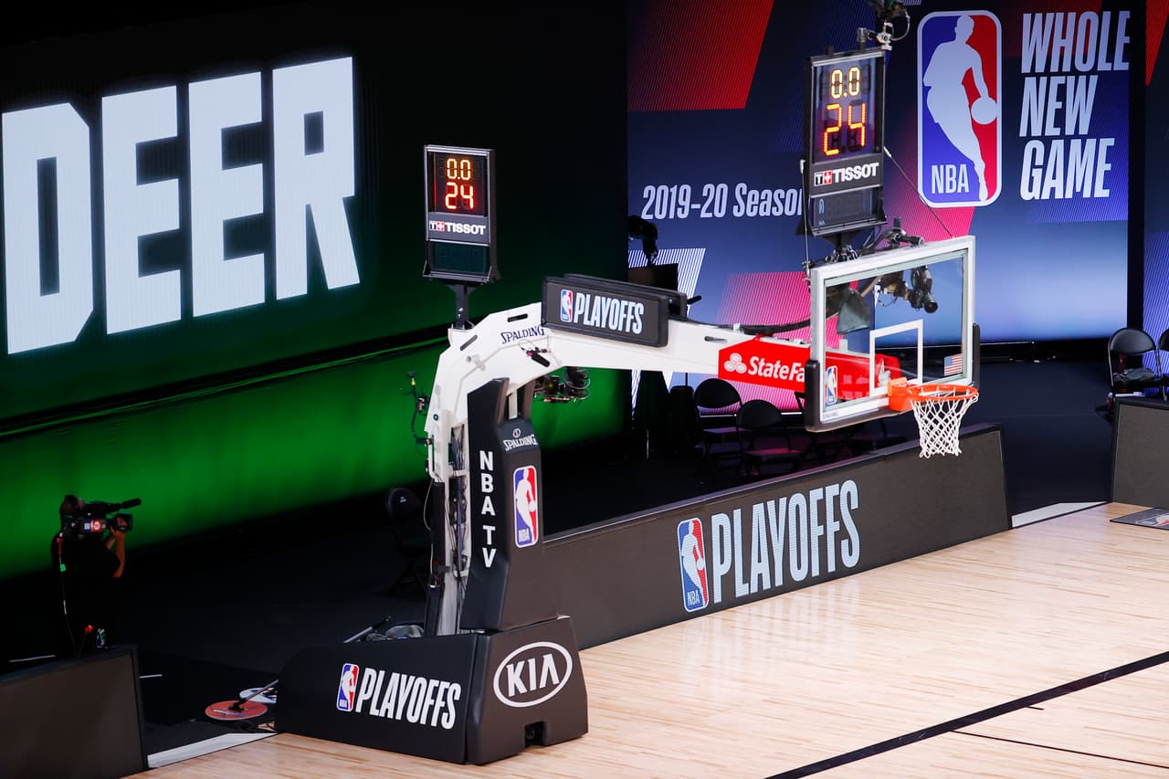 Las imágenes de las duelas desérticas en Florida tras la suspensión por el caso Jacob Blake.