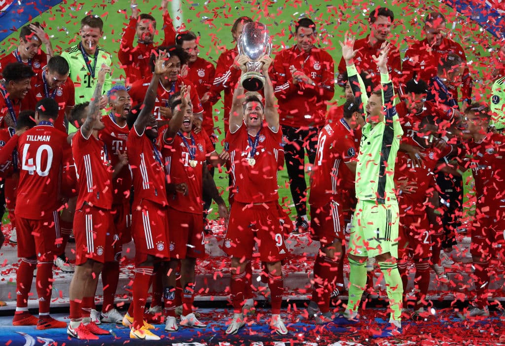 Los actuales campeones de la Champions League consiguieron su segundo título de la Supercopa tras derrotar al Sevilla.