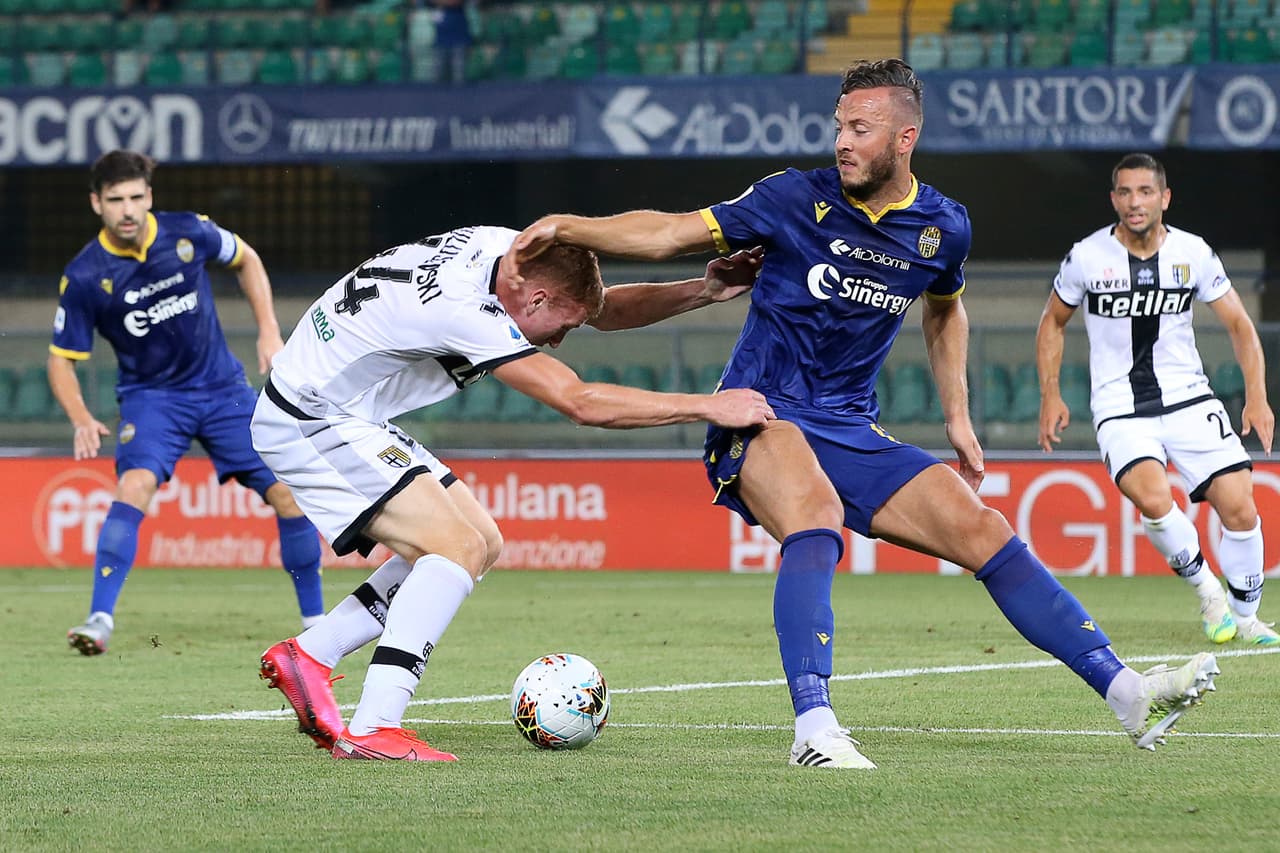 Hellas verona no dejó caer los brazo con el empate y consigue el gol que le da los tres puntos al minuto 81.