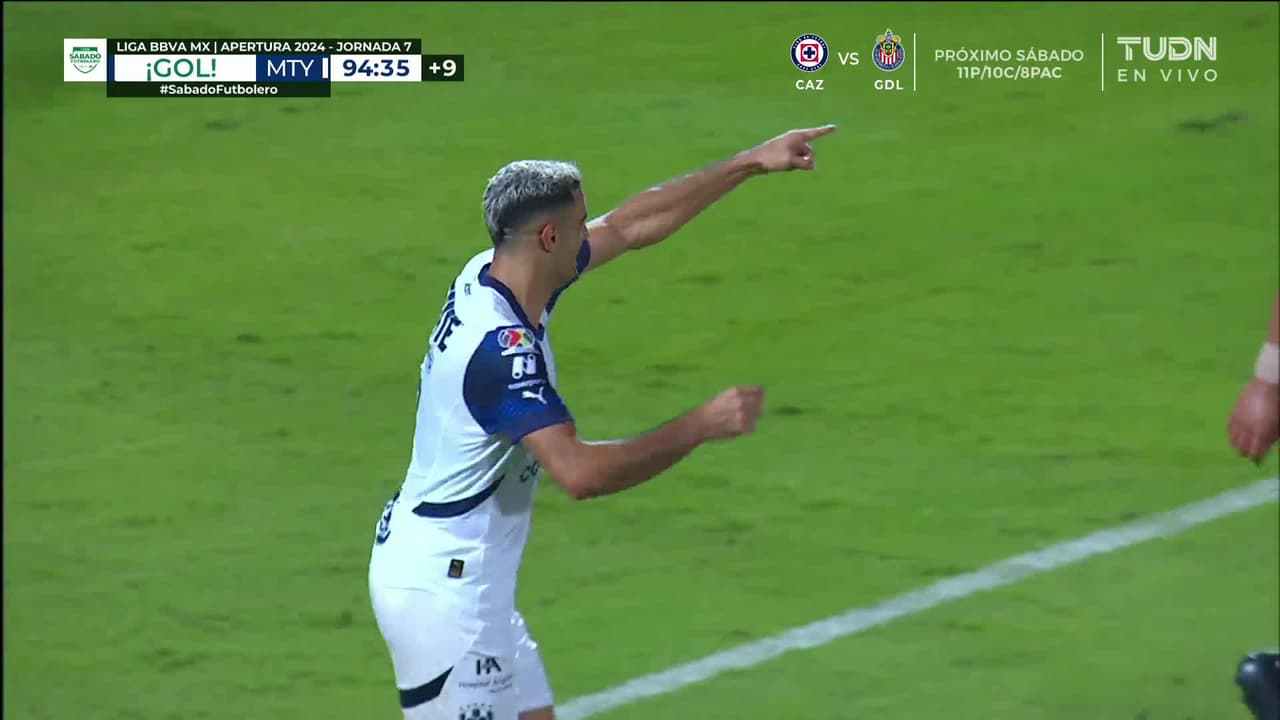¡Gol de Monterrey! Berterame con un cabezazo colocado espectacular