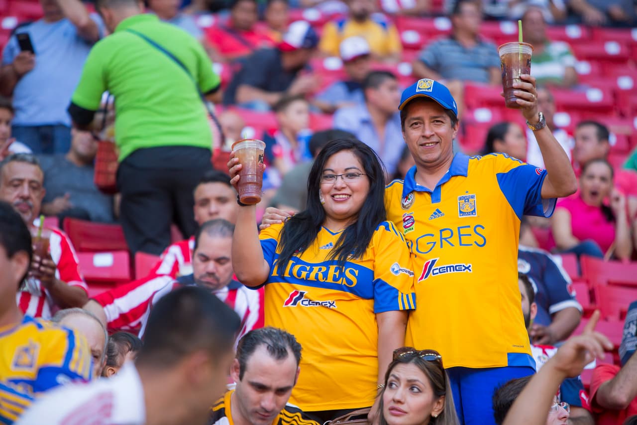 Así se vivió el colorido de la afición en la Jornada 10