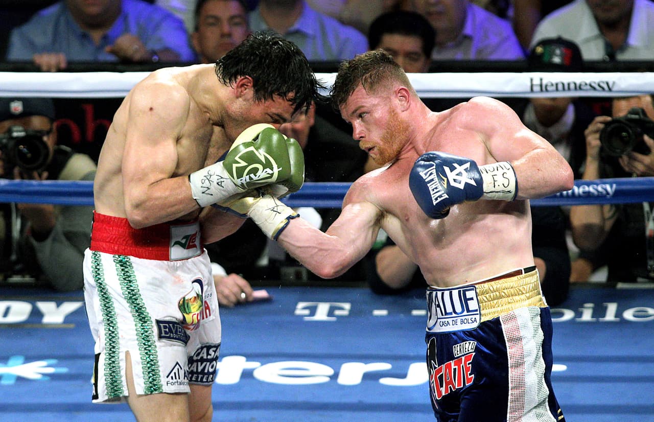 2017 - 'Canelo' Álvarez Vs. Julio César Chávez Jr. / Victoria de 'Canelo' en el T-Mobile Arena (Las Vegas)