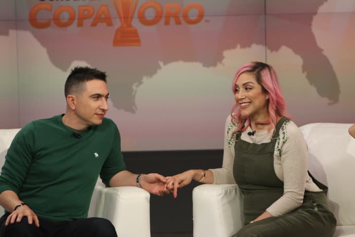 Charlotte vivió el colorido del capítulo 6 de 'La Carrera' por la Copa Oro, una competencia donde las parejas en busca del boleto a la Final del certamen aprovecharon para divertirse.