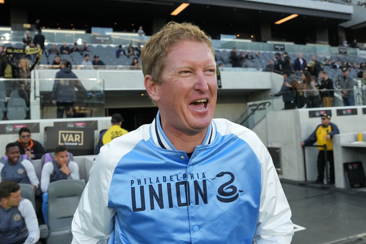 Entrenador - JIM CURTIN (Philadelphia Union)