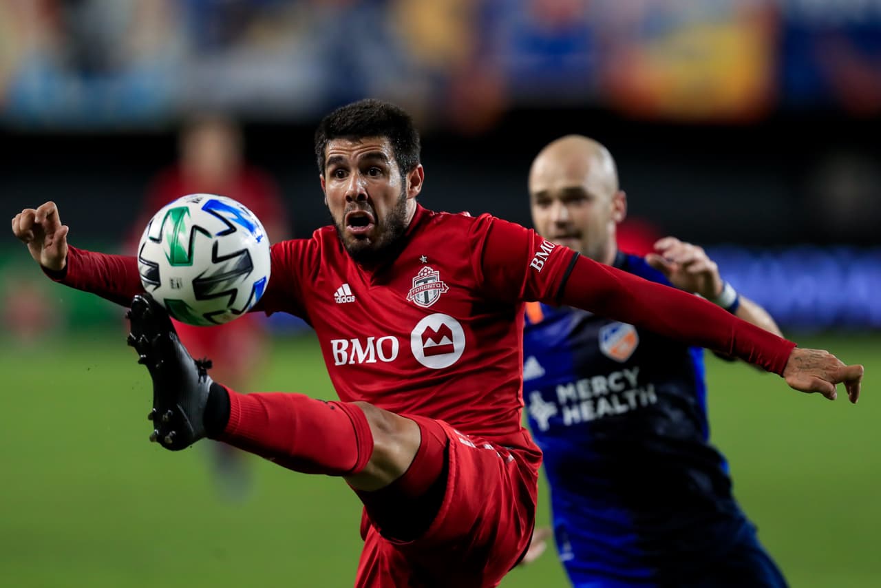 Alejandro Pozuelo, máxima figura de Toronto FC en 2020.
