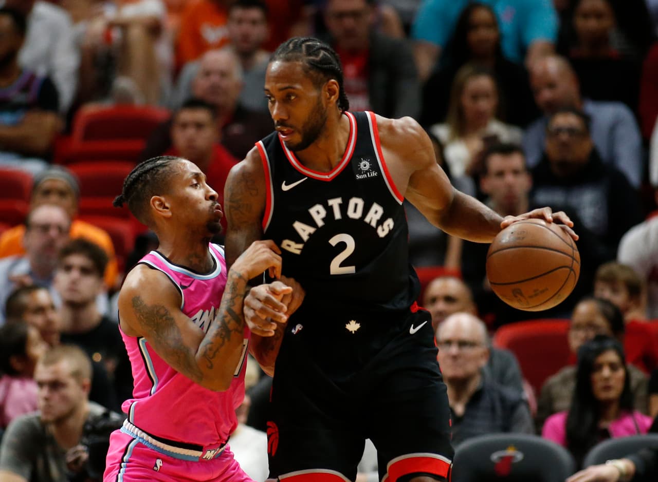 La voltereta del día corrió por cuenta de Toronto Raptors al recuperarse de un déficit de 17 puntos para ganar 106-104 como visitante sobre Miami Heat.