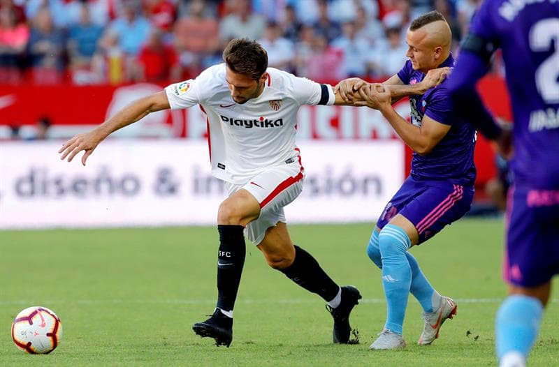 Con esa ventaja a favor, Sevilla arrancó mucho más confiado en el segundo tiempo para aumentar la diferencia.