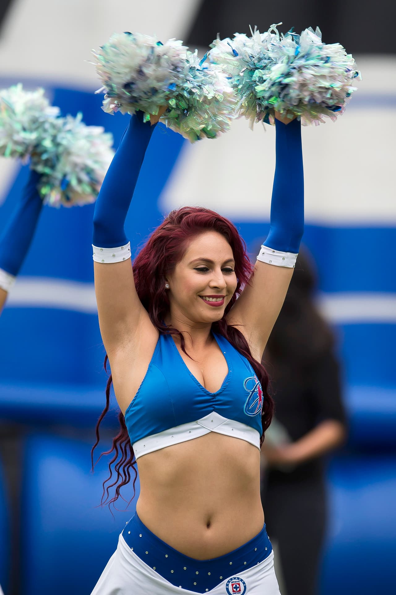 La belleza de las porristas en la fecha 2